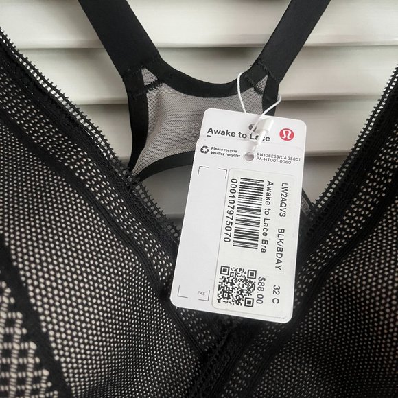 NEW with tags Lululemon Awake To Lace Bra Black / Barely Beige size 32C rare - Picture 3 of 9